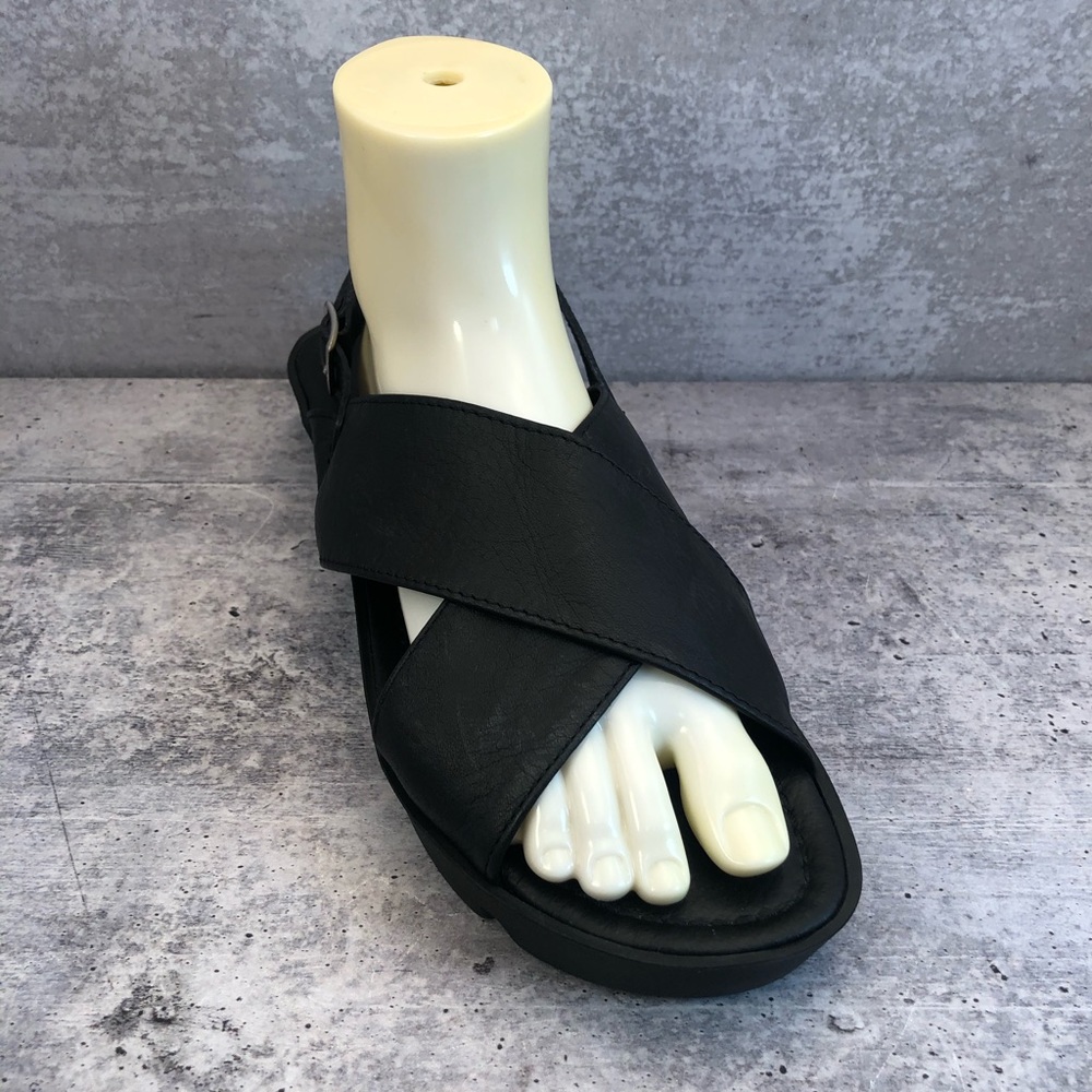 Sesto Meucci Cross Strap Sandal